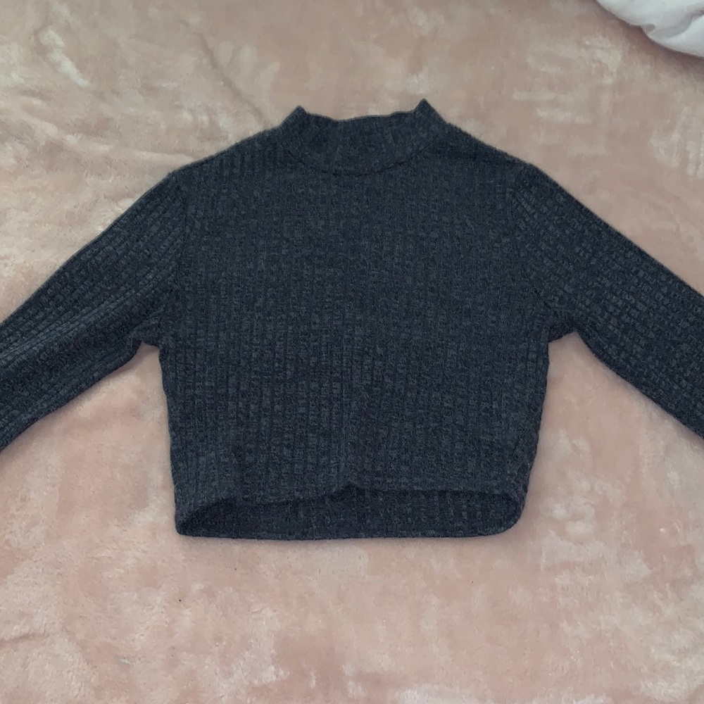 grey turtleneck crop top